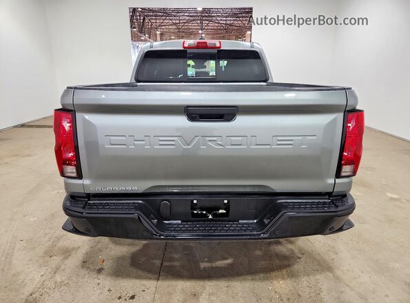 1GCPSBEK9T1171701 2026 CHEVROLET COLORADO Gray Հետևի տեսք