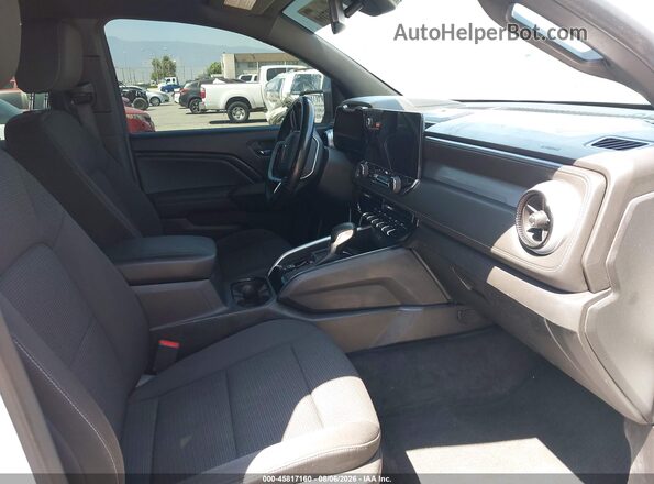 1GCPSCEK8P1153962 2023 CHEVROLET COLORADO White Вид салону спереду