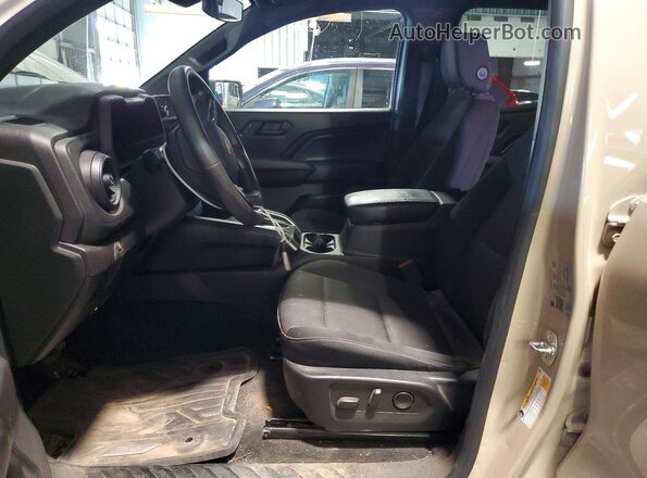 1GCPTBEK3P1189632 2023 CHEVROLET COLORADO Gold Front interior view