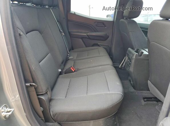 1GCPTBEK8T1213093 2026 CHEVROLET COLORADO Gray Widok tylnych siedzeń
