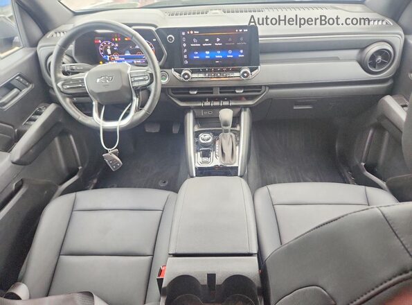 1GCPTEEK0S1171339 2025 CHEVROLET COLORADO Black Widok deski rozdzielczej