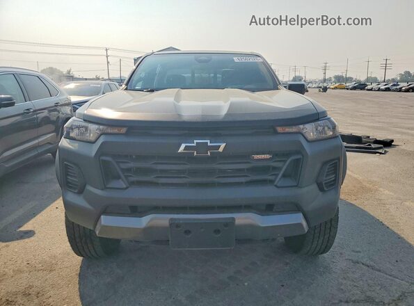 1GCPTEEK1P1133688 2023 CHEVROLET COLORADO Brown Widok z przodu