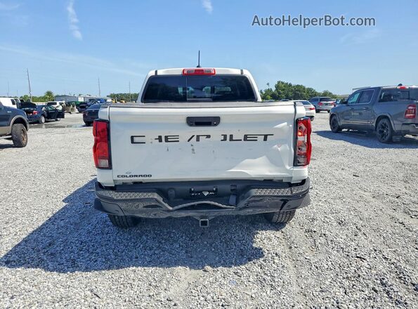 1GCPTEEK4T1104762 2026 CHEVROLET COLORADO Белый Вид сзади