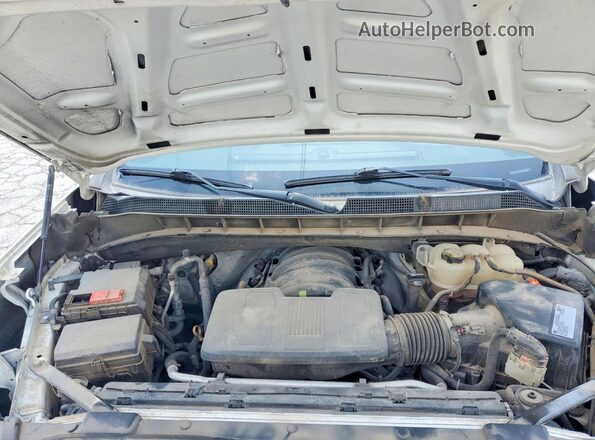 1GCPWAEF9LZ110593 2020 CHEVROLET SILVERADO White Widok wnętrza z tyłu