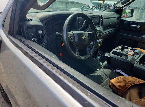 1GCPWBEK1MZ351035 2021 CHEVROLET SILVERADO Silver Widok wnętrza z przodu