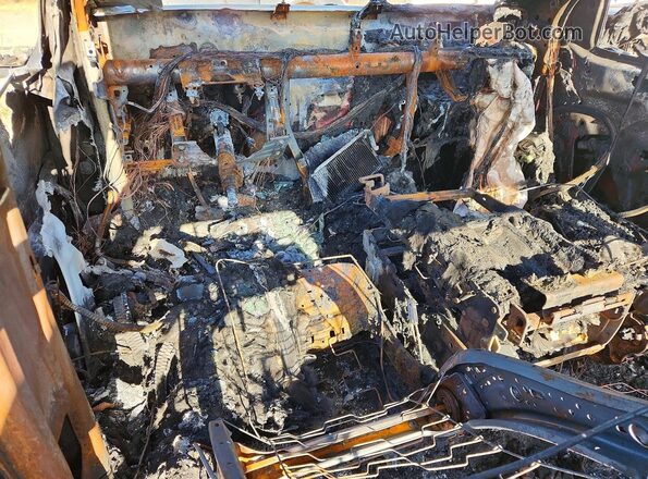 1GCPWCED1LZ168529 2020 CHEVROLET SILVERADO Красный Вид панели приборов