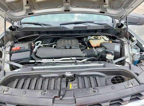 1GCPYBEK7MZ276741 2021 CHEVROLET SILVERADO Серебряный Вид задней части салона