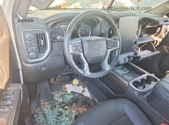 1GCPYFEL4MZ261551 2021 CHEVROLET SILVERADO White Widok deski rozdzielczej
