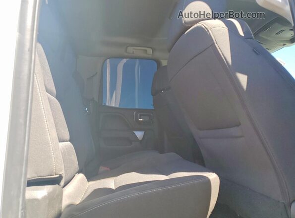 1GCRCREC9HZ192838 2017 CHEVROLET SILVERADO White Widok tylnych siedzeń
