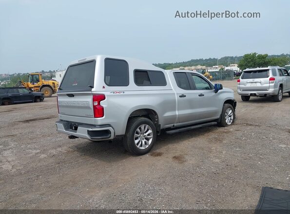1GCRYBEK6NZ221417 2022 CHEVROLET SILVERADO Silver Trasero derecho