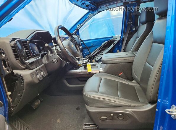 1GCUDGED9PZ156344 2023 CHEVROLET SILVERADO Синий Вид салона спереди