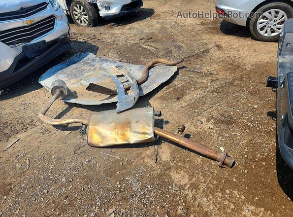 1GCUDJE87PZ269578 2023 CHEVROLET SILVERADO Silver Engine compartment view