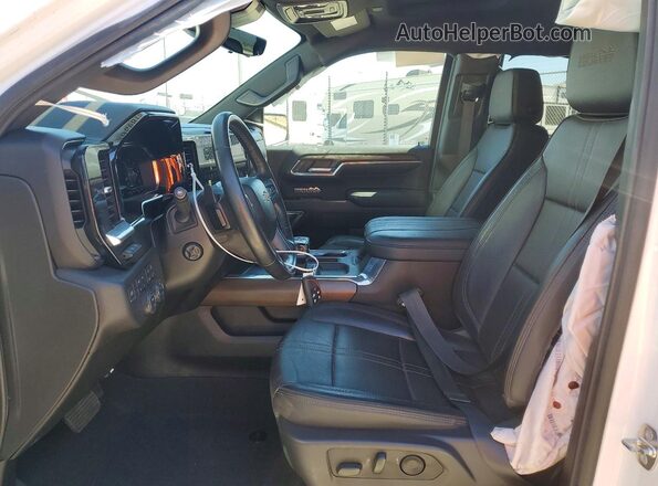 1GCUDJEL3RZ265437 2024 CHEVROLET SILVERADO White წინა სალონის ხედი