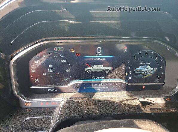 1GCUDJELXRZ295194 2024 CHEVROLET SILVERADO White Instrument cluster view