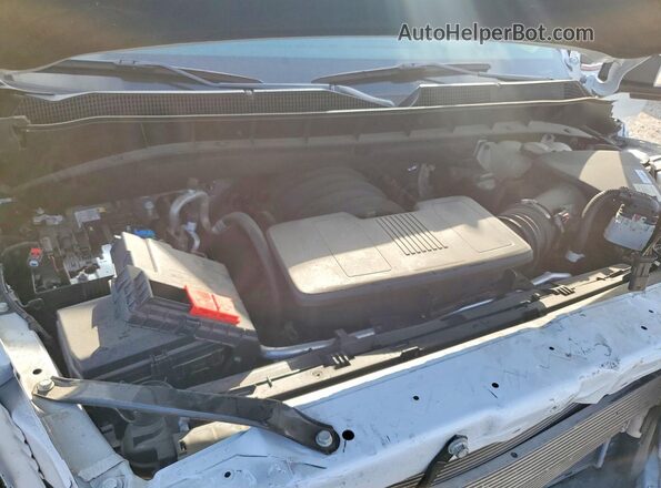 1GCUKGED0TZ189054 2026 CHEVROLET SILVERADO Белый Вид задней части салона