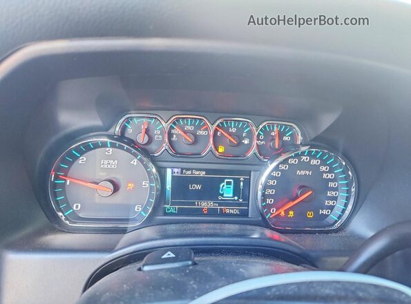 1GCUKREC0JF152085 2018 CHEVROLET SILVERADO White Вид щитка приладів