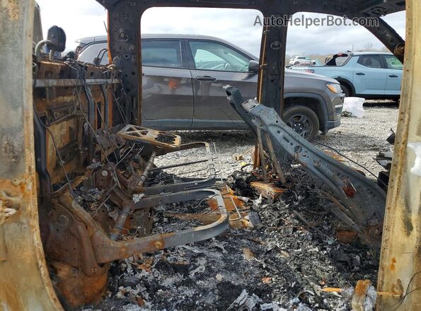 1GCUYEED4LZ254037 2020 CHEVROLET SILVERADO Burn Widok tylnych siedzeń
