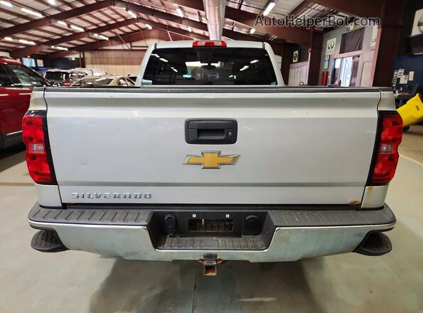 1GCVKNEC6GZ167274 2016 CHEVROLET SILVERADO Серебряный Вид сзади