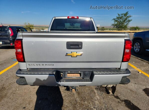 1GCVKPEC7JZ335121 2018 CHEVROLET SILVERADO Silver უკანა ხედი