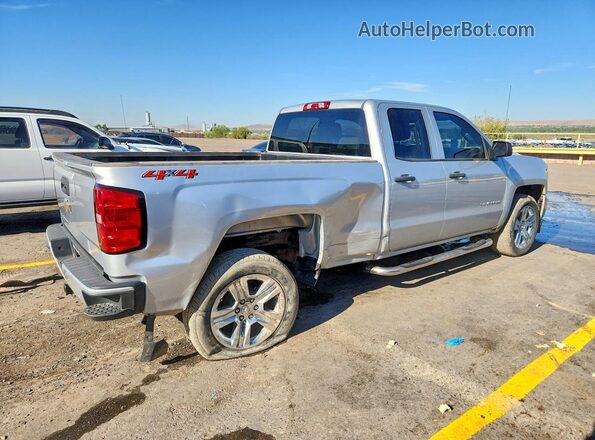 1GCVKPEC7JZ335121 2018 CHEVROLET SILVERADO Silver უკანა მარჯვენა