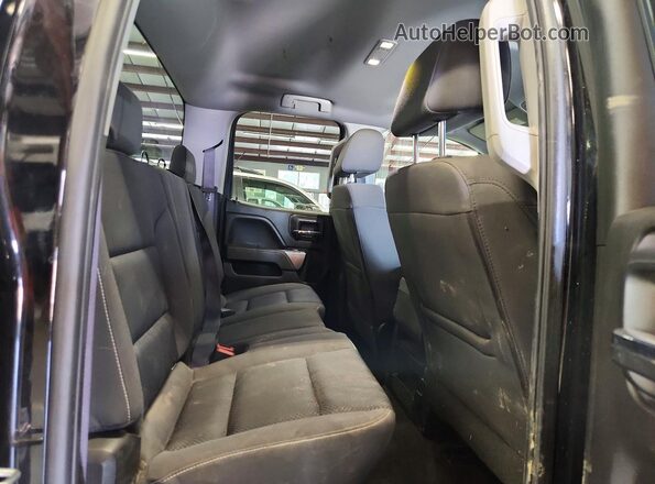 1GCVKREC1HZ238860 2017 CHEVROLET SILVERADO Black Vista de los asientos traseros