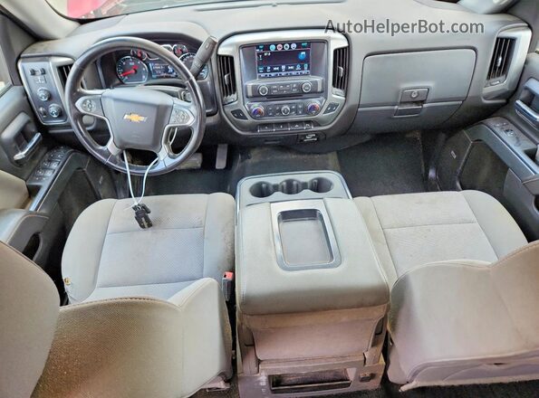 1GCVKREC1JZ177516 2018 CHEVROLET SILVERADO Red Vista del salpicadero
