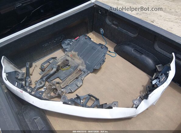 1GCVKREC3HZ318919 2017 CHEVROLET SILVERADO White ხელსაწყოთა პანელის ხედი