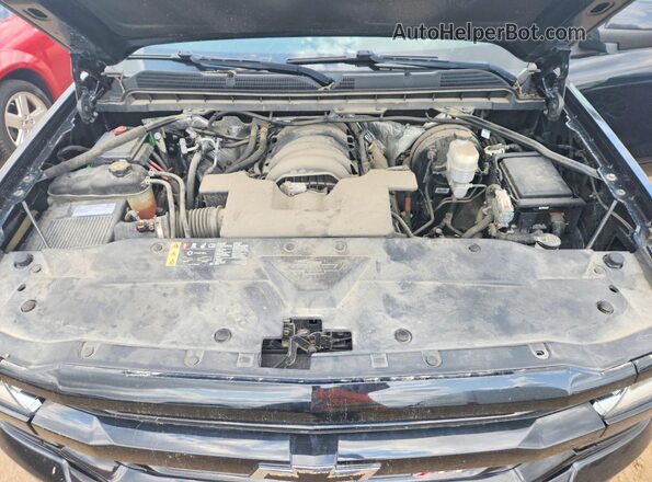 1GCVKREC3JZ211911 2018 CHEVROLET SILVERADO Black Widok wnętrza z tyłu