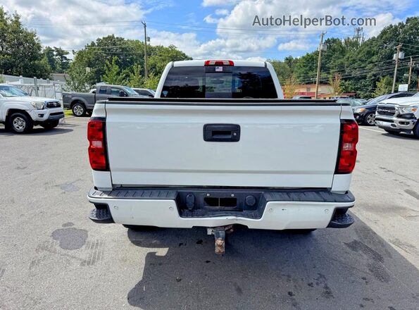1GCVKREC4GZ112068 2016 CHEVROLET SILVERADO White Widok wnętrza z tyłu