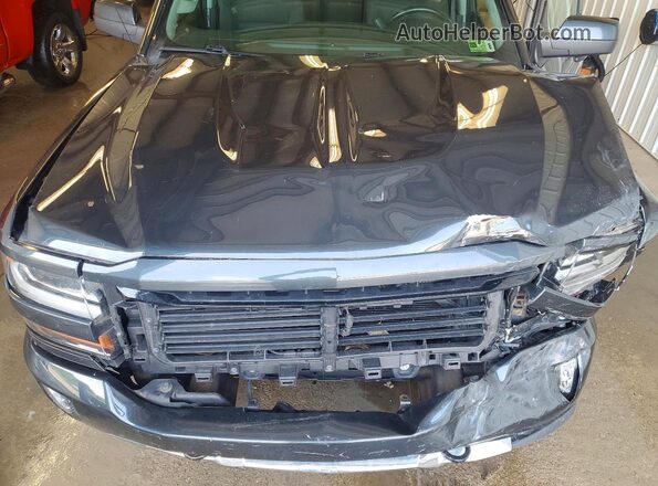 1GCVKREC4HZ376019 2017 CHEVROLET SILVERADO Gray Widok wnętrza z tyłu