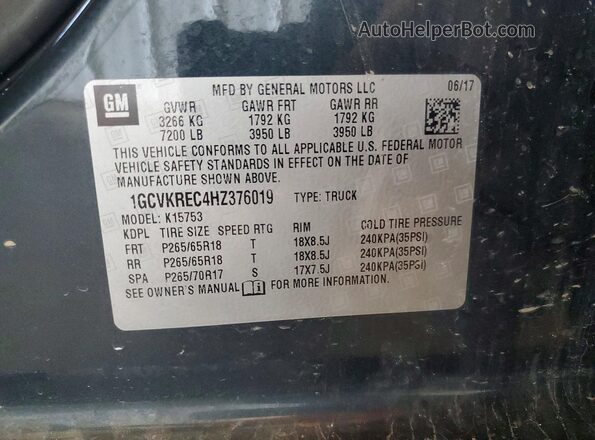 1GCVKREC4HZ376019 2017 CHEVROLET SILVERADO Gray Widok komory silnika