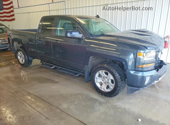 1GCVKREC4HZ376019 2017 CHEVROLET SILVERADO Gray Przód prawy