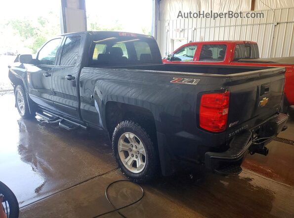 1GCVKREC4HZ376019 2017 CHEVROLET SILVERADO Gray Tył lewy