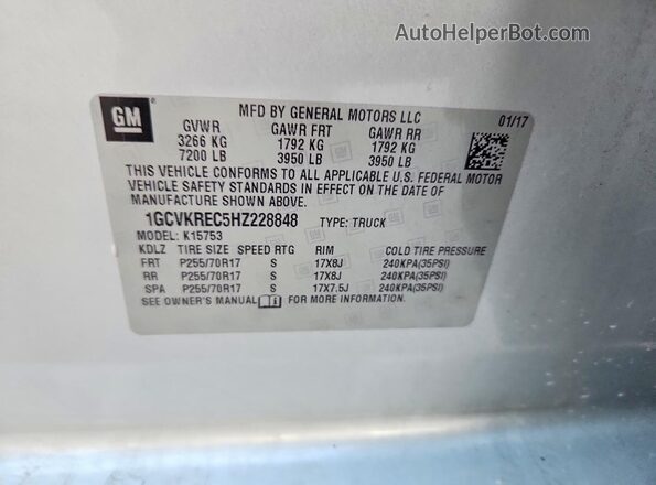 1GCVKREC5HZ228848 2017 CHEVROLET SILVERADO Silver Engine compartment view