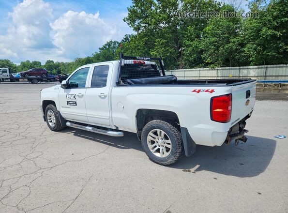 1GCVKREC6JZ340435 2018 CHEVROLET SILVERADO White Trasero izquierdo