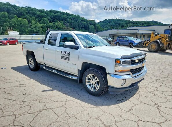 1GCVKREC6JZ340435 2018 CHEVROLET SILVERADO White Delantero derecho