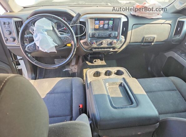 1GCVKREC8JZ102991 2018 CHEVROLET SILVERADO White Вид панелі приладів