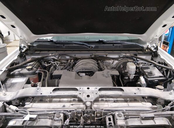 1GCVKREC9HZ397979 2017 CHEVROLET SILVERADO White Вид ззаду