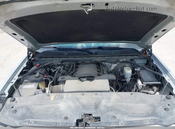 1GCVKREC9JZ145381 2018 CHEVROLET SILVERADO Silver Вид ззаду