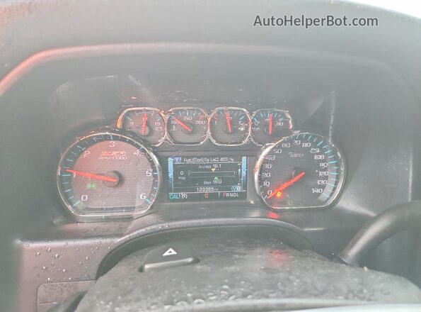 1GCVKREC9JZ216630 2018 CHEVROLET SILVERADO Белый Вид щитка приборов