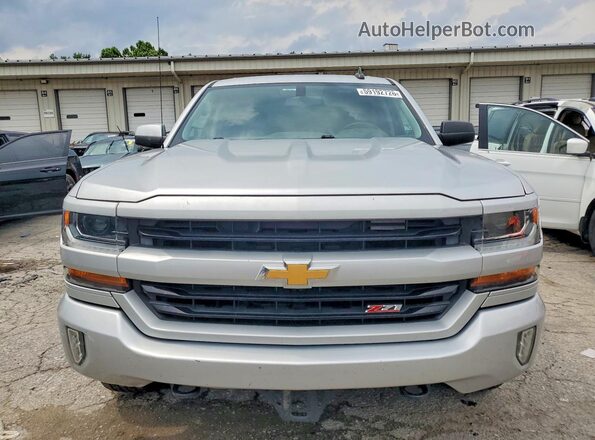 1GCVKREC9JZ260272 2018 CHEVROLET SILVERADO Silver Front view