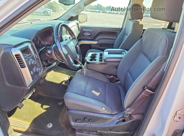 1GCVKREH0HZ170935 2017 CHEVROLET SILVERADO Белый Вид салона спереди