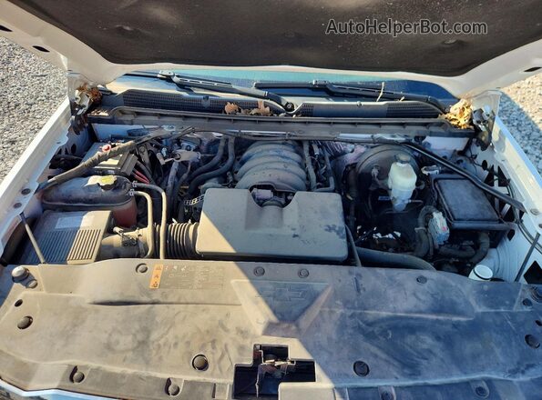 1GCVKREH0HZ170935 2017 CHEVROLET SILVERADO Белый Вид задней части салона