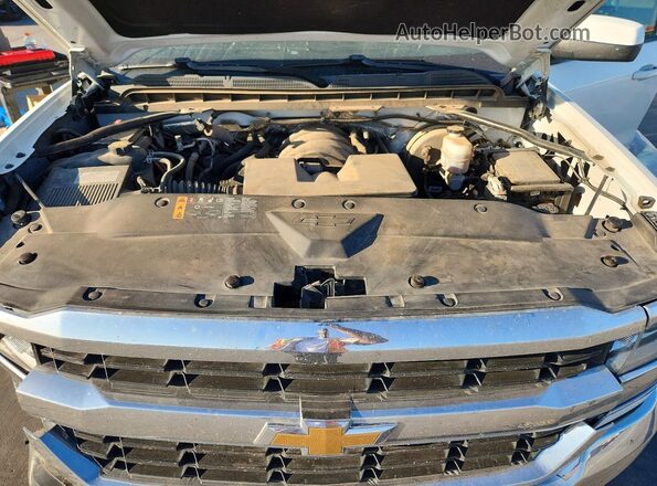 1GCVKREH4JZ278187 2018 CHEVROLET SILVERADO White Vista interior trasera