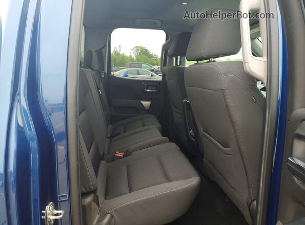 1GCVKREH9JZ141729 2018 CHEVROLET SILVERADO Blue Rear seats view