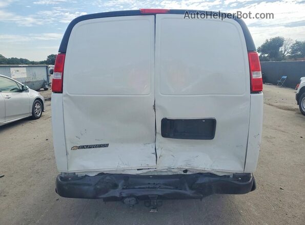1GCWGAF74S1146608 2025 CHEVROLET EXPRESS Белый Вид сзади
