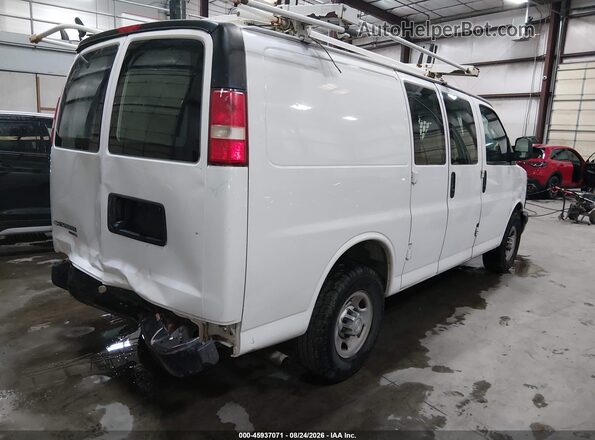 1GCWGAFF1G1290678 2016 CHEVROLET EXPRESS White Հետևի աջ