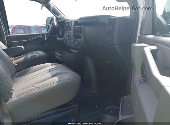 1GCWGAFF2G1330749 2016 CHEVROLET EXPRESS White წინა სალონის ხედი
