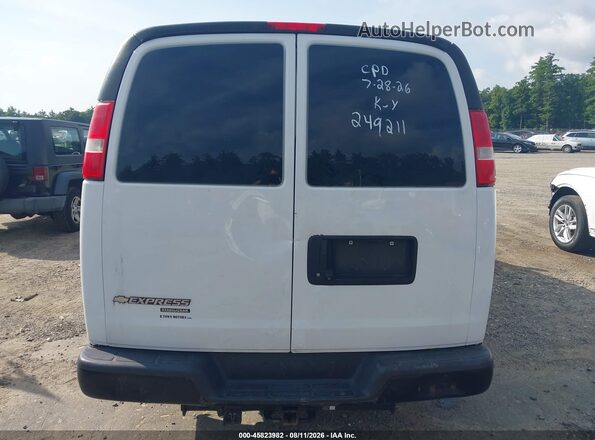 1GCWGAFF8G1335423 2016 CHEVROLET EXPRESS White 
