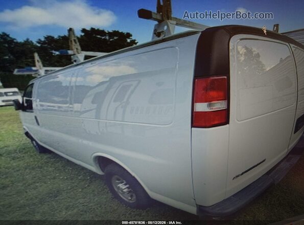 1GCWGAFFXH1179600 2017 CHEVROLET EXPRESS White უკანა მარცხენა